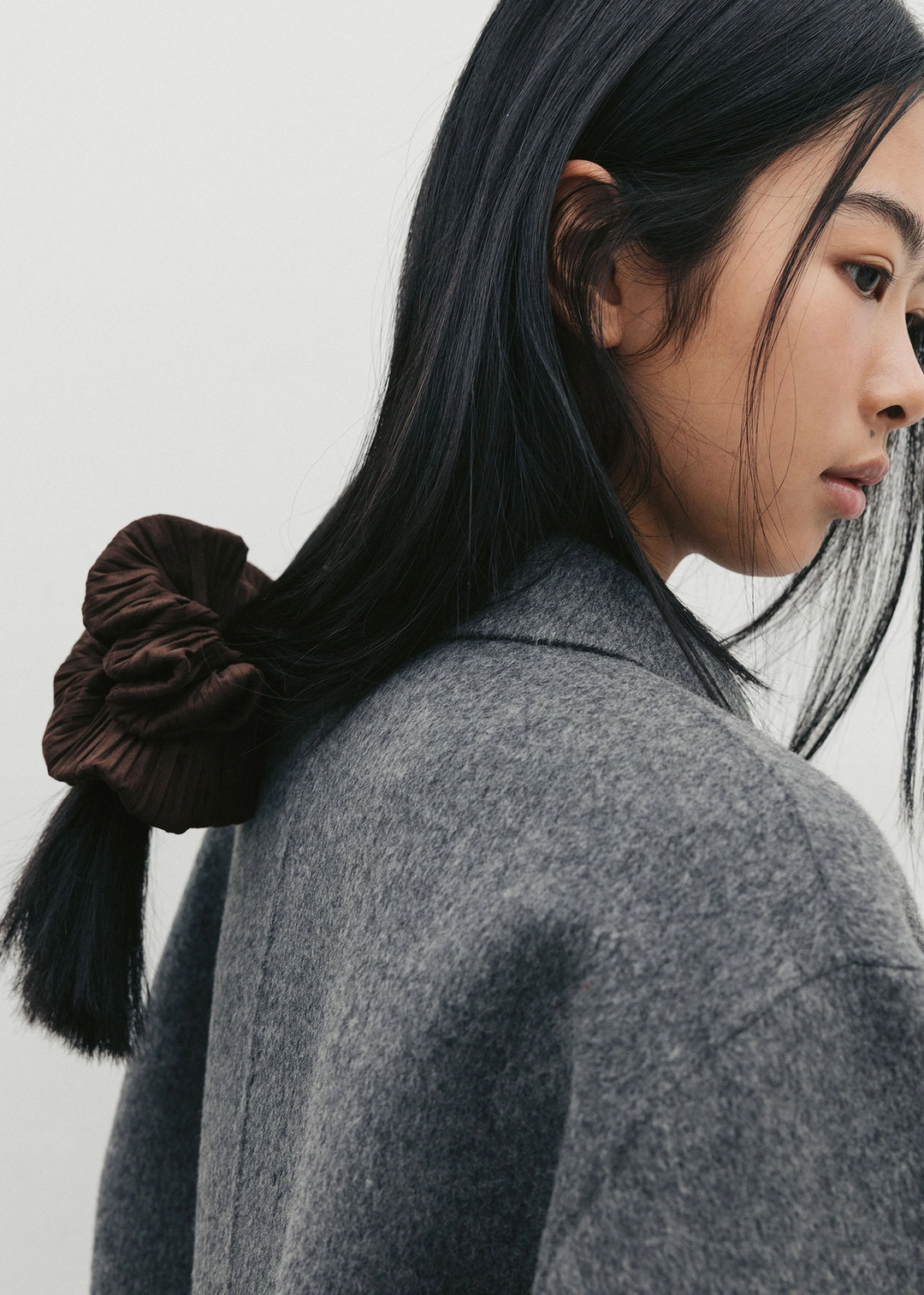 더라이 Suede Pleats Scrunchie(Brown) 상품 이미지 2