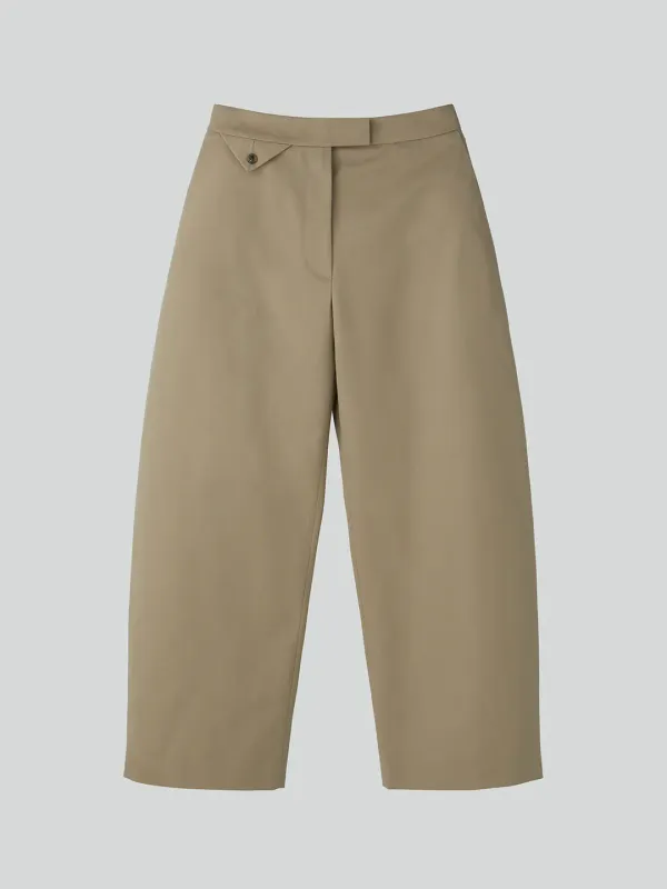 HIGH-RISE CURVED LEGS PANTS (KHAKI BEIGE)