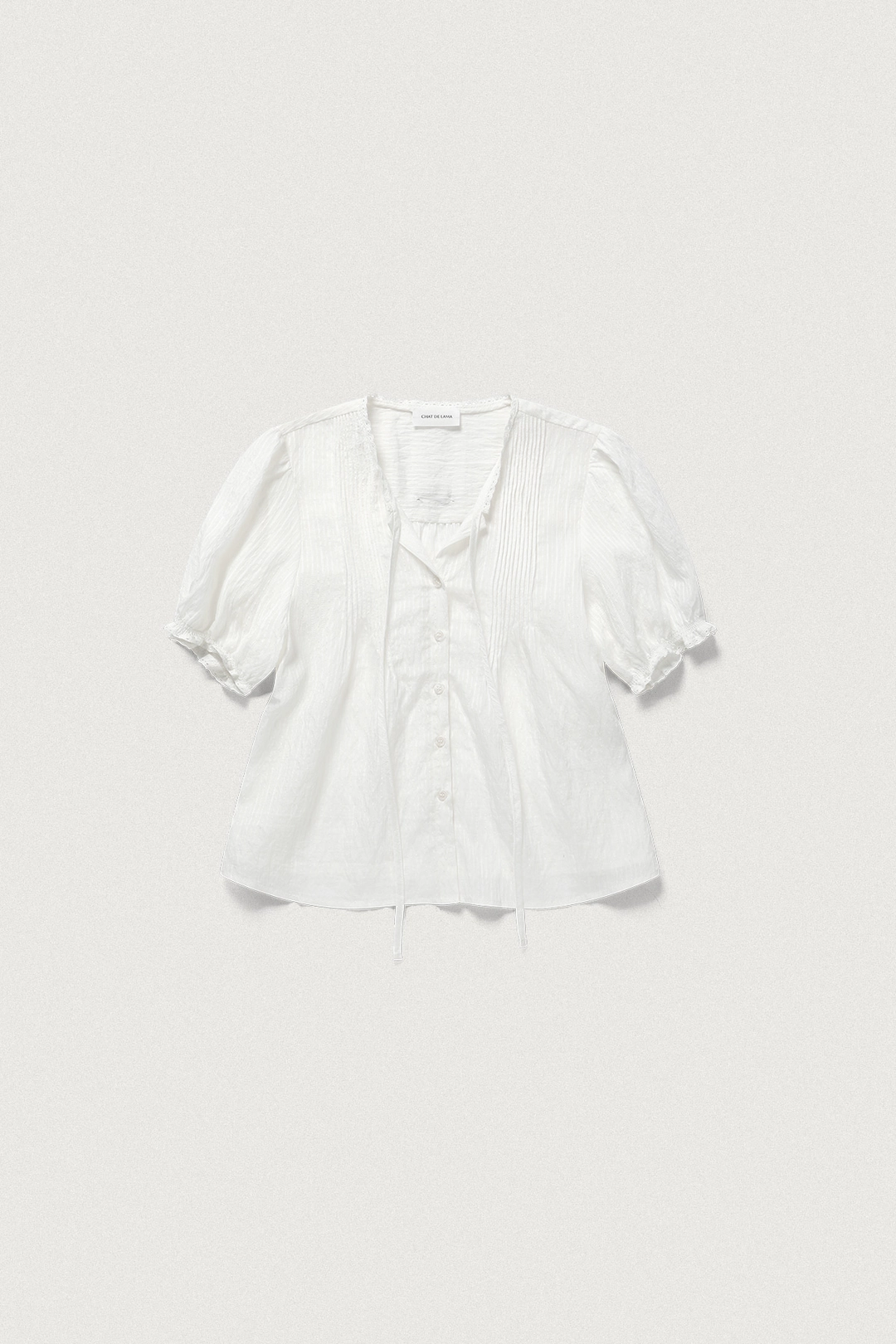 샤드라마 TINY PINTUCK FLARED BLOUSE [WHITE] 상품 이미지 1