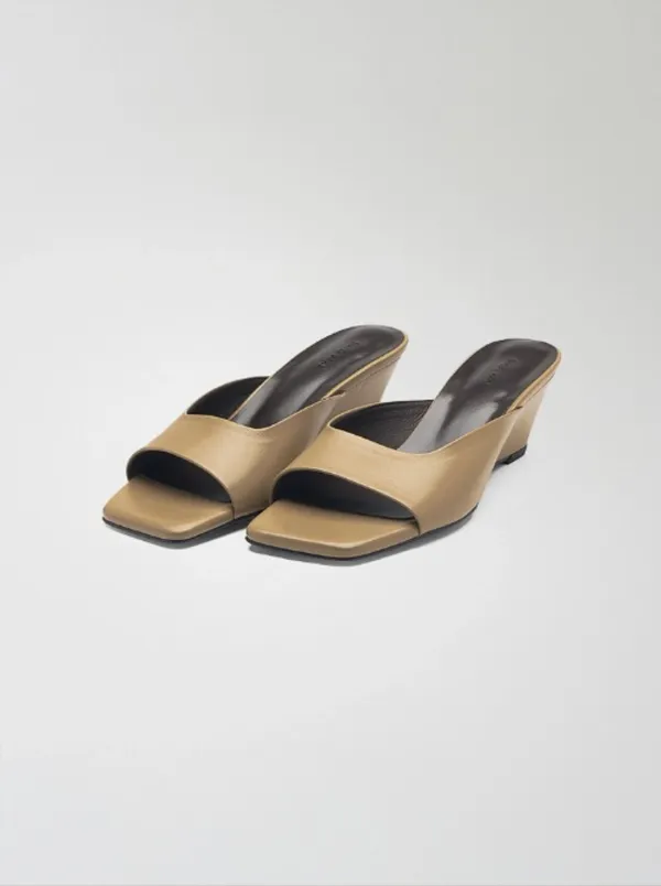 Cami wedge heel (Beige)