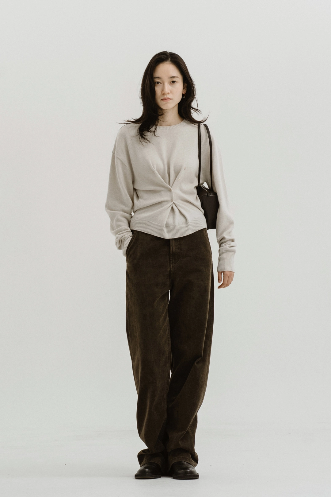 스앨더 21663_Off-Center Buttoned Wool Knit [DYSEDEND] 상품 이미지 2