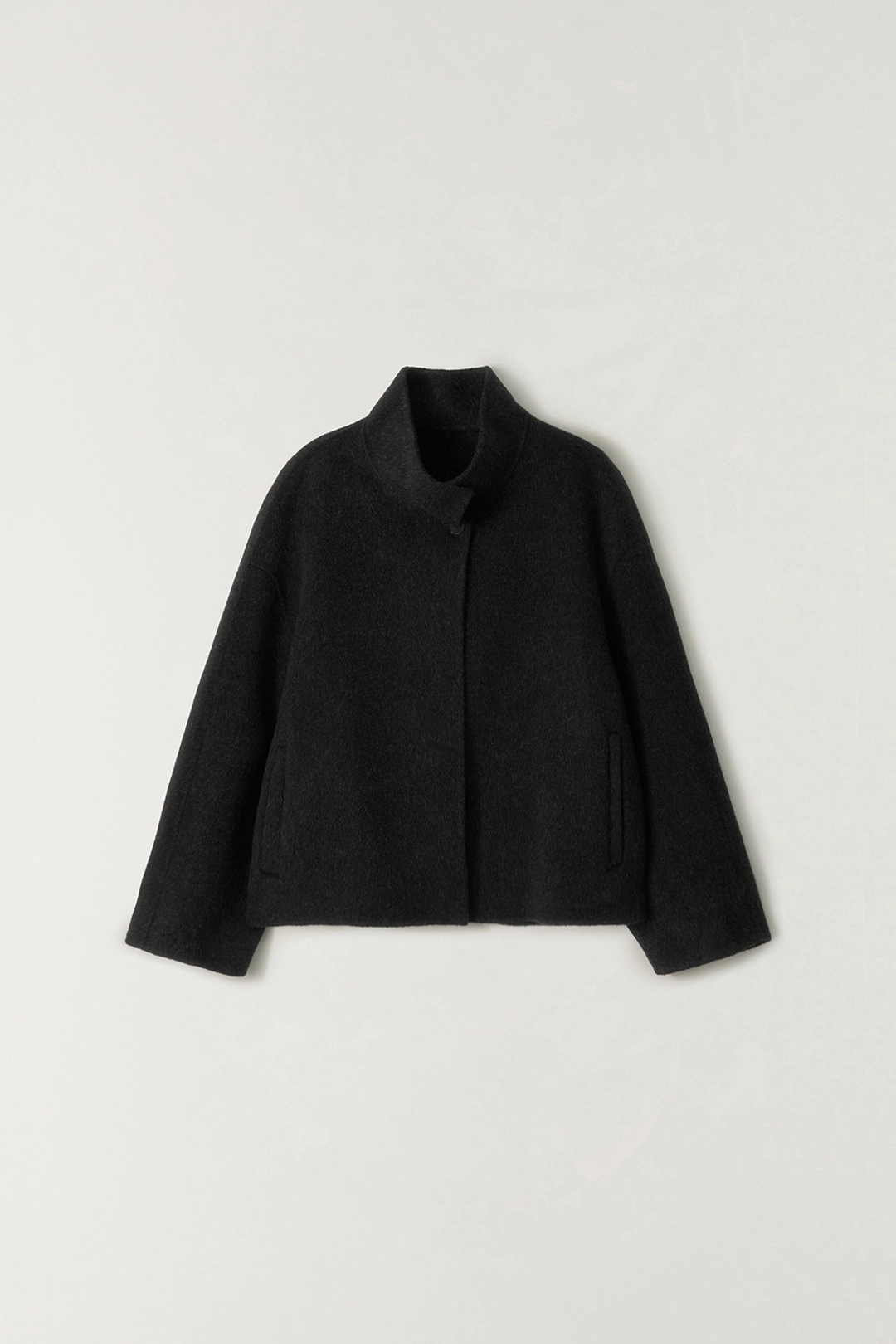 더라우스트 핸드메이드 하이넥 울 숏코트 CHARCOAL 상품 이미지 2
