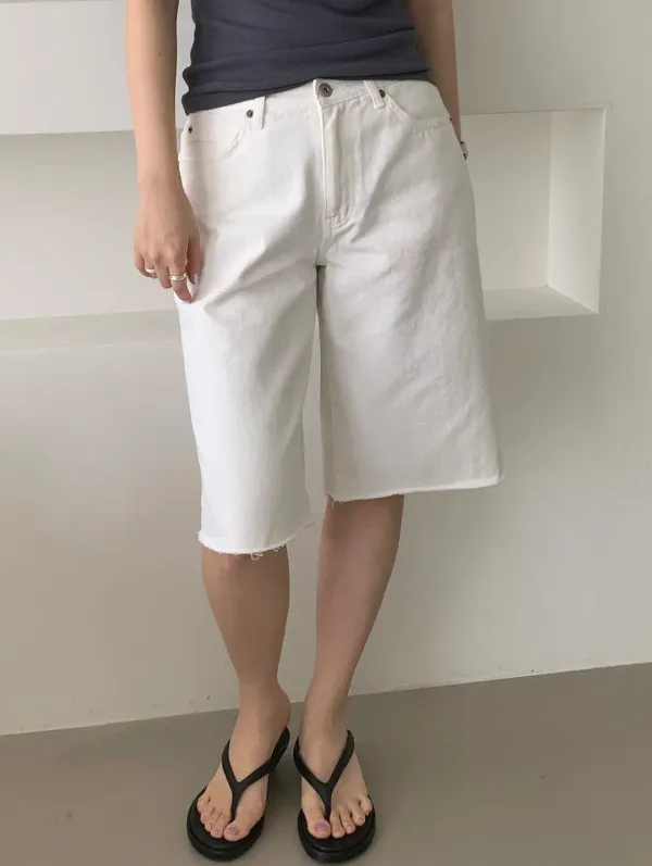 Bermuda Denim Shorts (White)