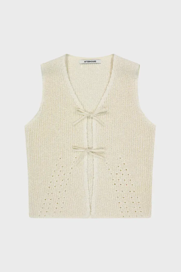 PUNCHED KNIT VEST (ECRU)