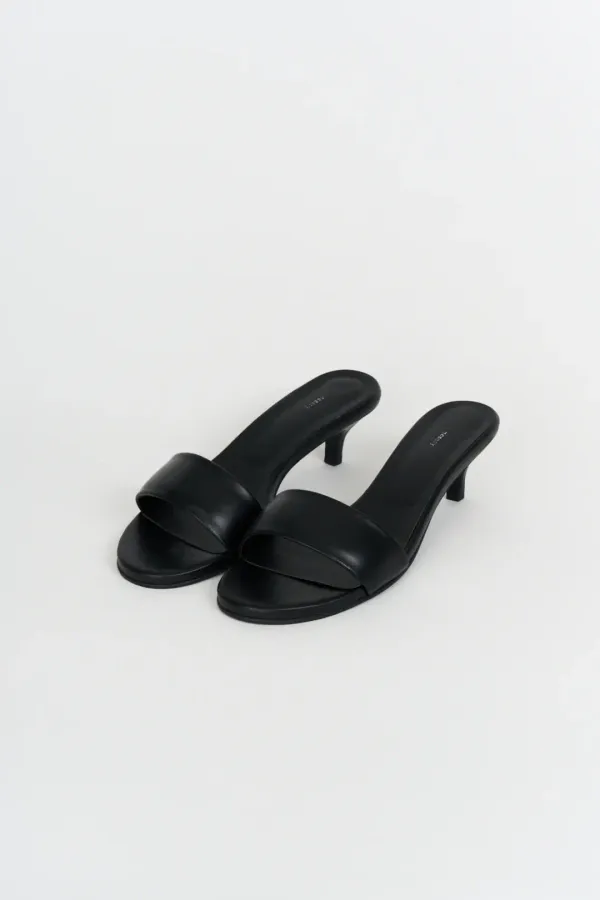 Leather Slide Heels (Black)