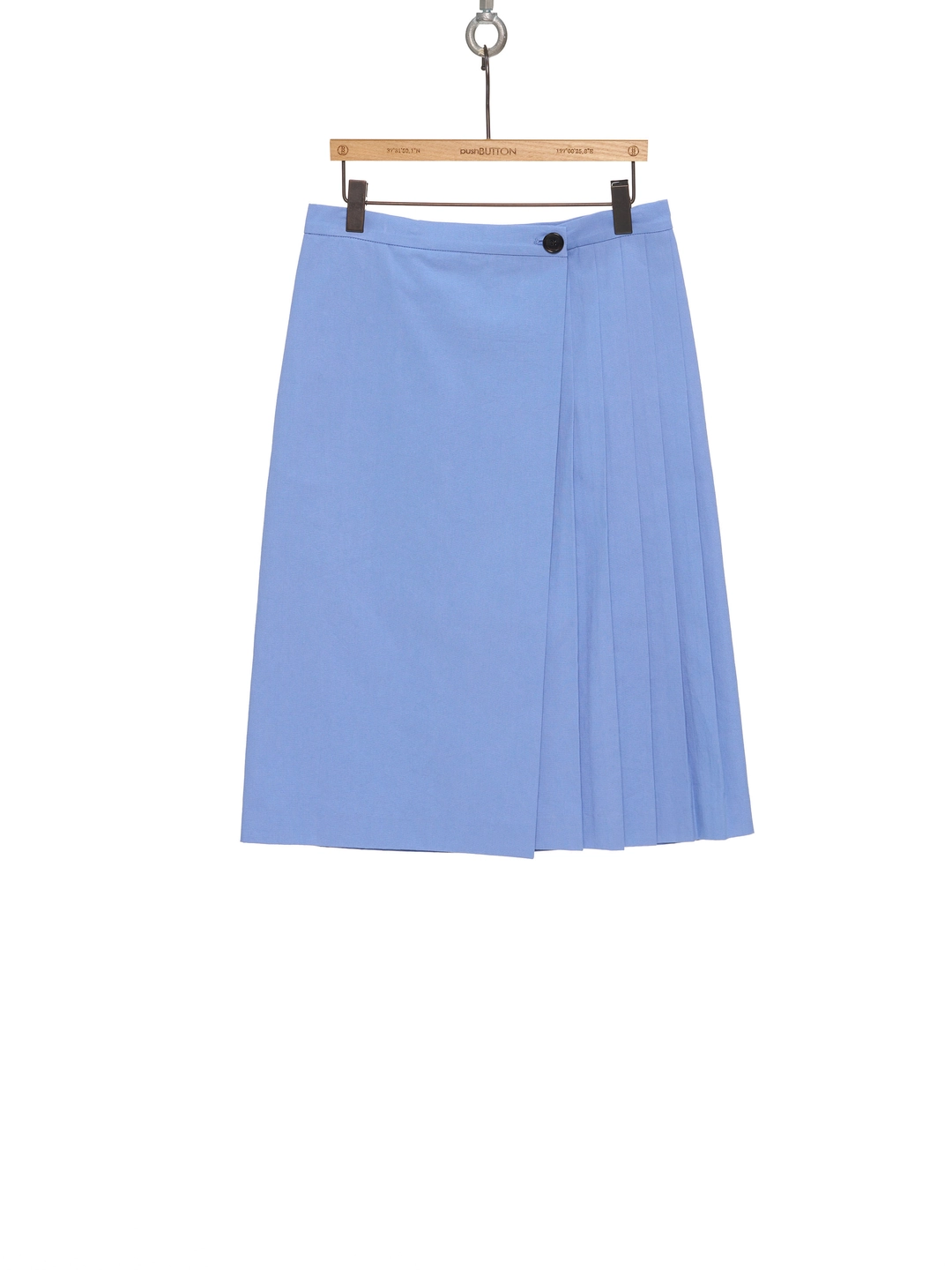 푸쉬버튼 SS26 BLUE ASYMMETRIC PLEATED WRAP SKIRT 상품 이미지 1