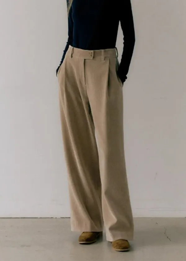 CORDUROY PINTUCK WIDE PANTS (mocha beige)