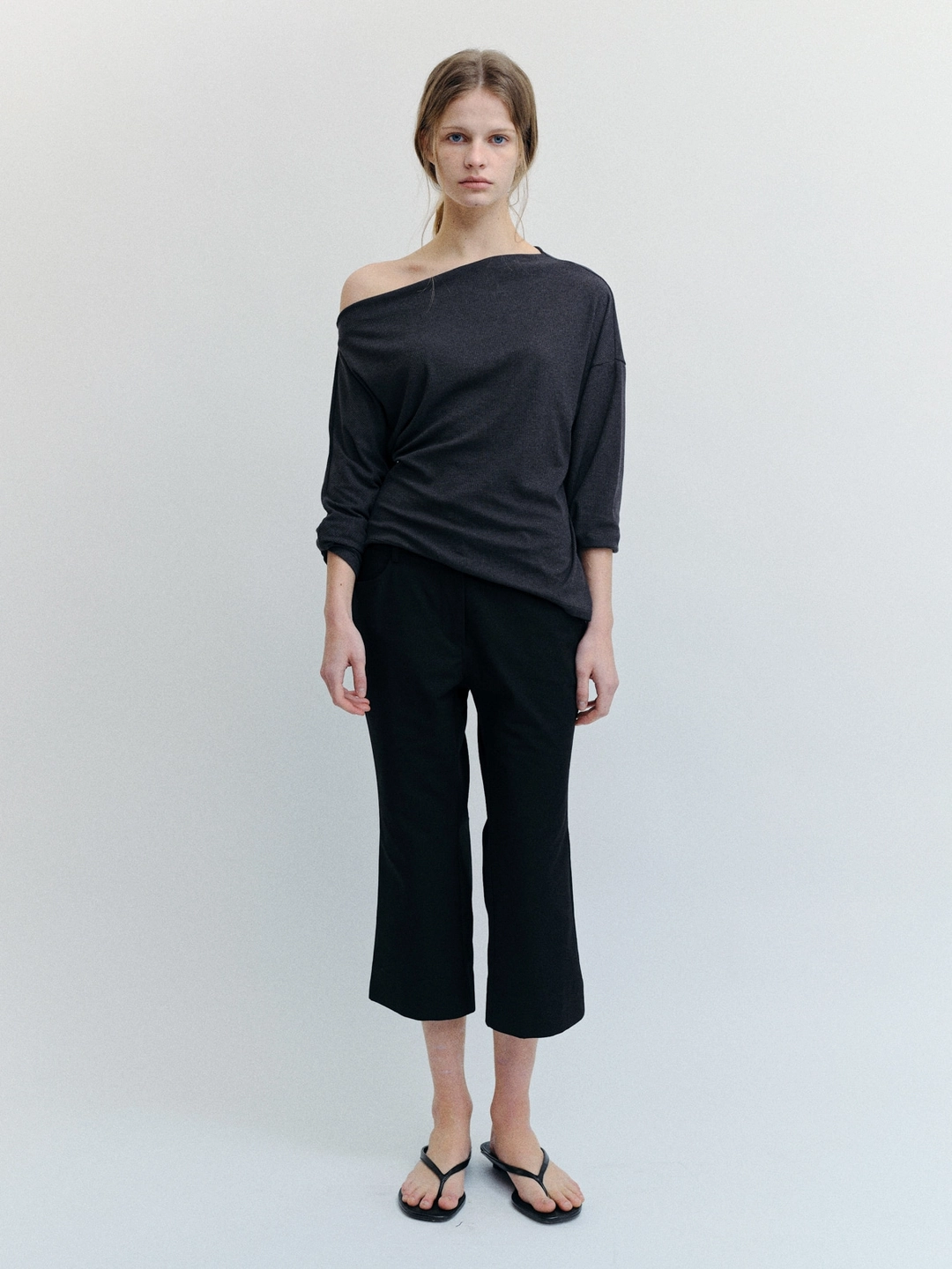 톨로 Asymmetric Tee(Charcoal) 상품 이미지 2