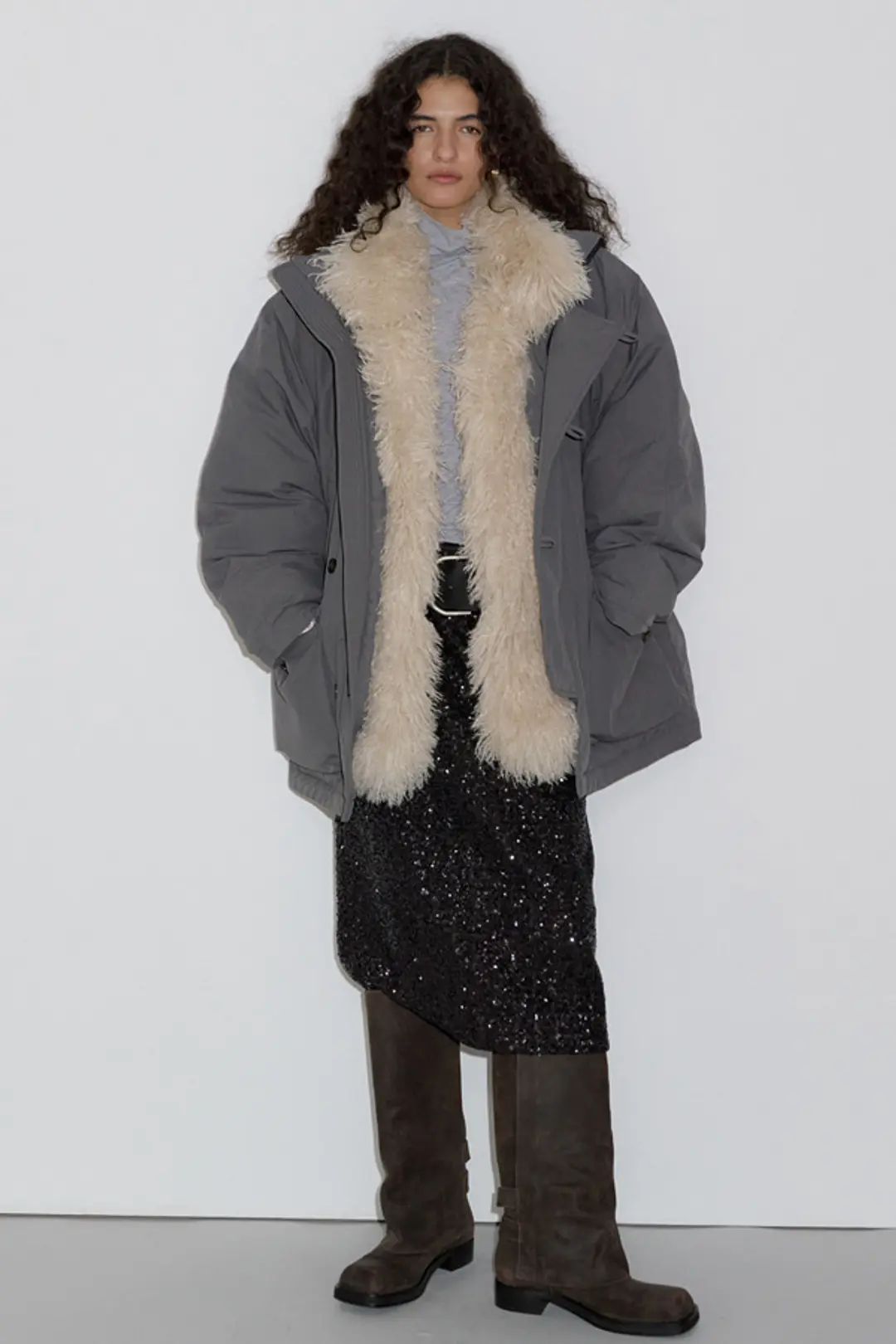 오버듀플레어 FUR HIGH NECK DOWN JUMPER 상품 이미지 2
