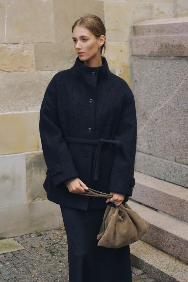 Alpaca Panel High-Neck Half Coat [LMBFWICT716]-Onyx Charcoal