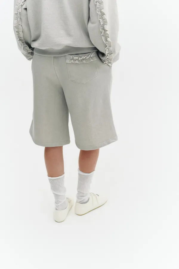 Pigment Frill Bermuda Pants Beige