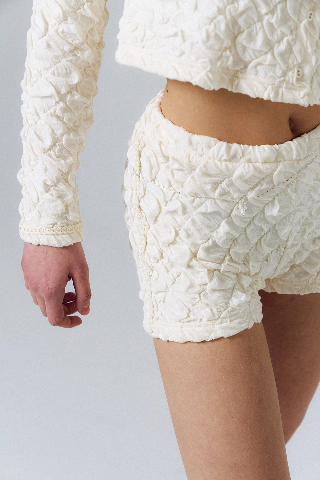 포지프레클즈 Smocked Micro Shorts_Cream 상품 이미지 2