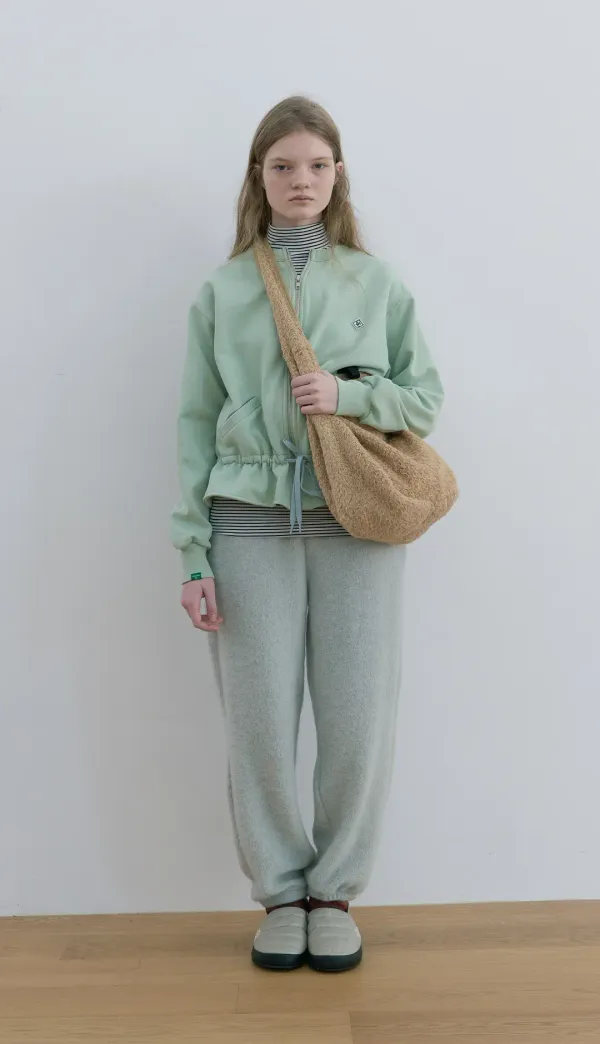 149. Fake fur shoulder bag _ Beige