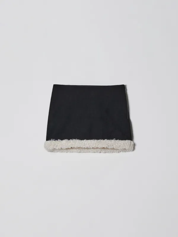 REVERSIBLE QUILTING SUEDE SKIRT [BLACK]