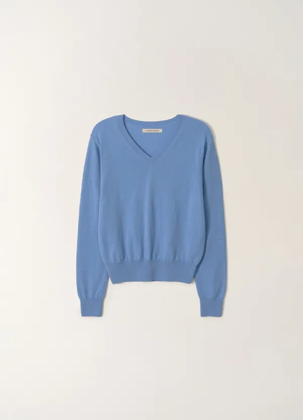 Minty v-neck pullover (Soft blue)