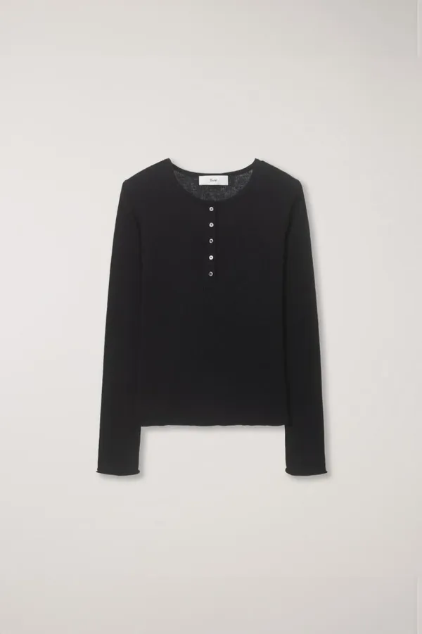 BUTTONED ROUND-NECK KNIT TOP BLACK_UDSW5A205BK