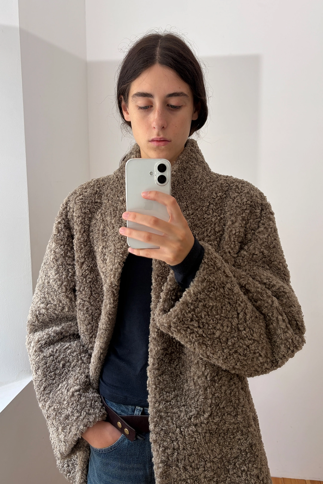 엔오르 REVERSIBLE SUEDE SHEARLING COAT - BROWN 상품 이미지 2