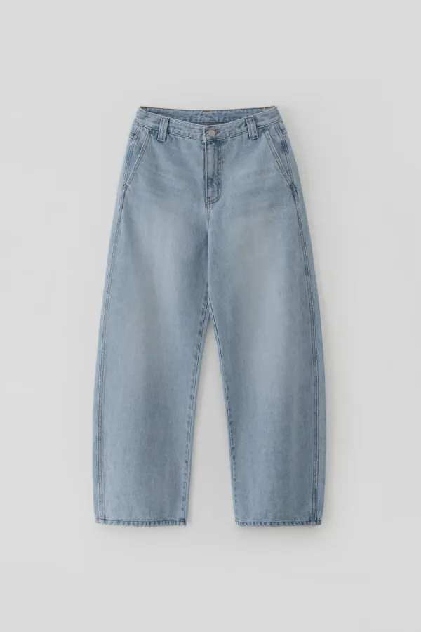 Light Blue Curved Denim Pants_Light Blue