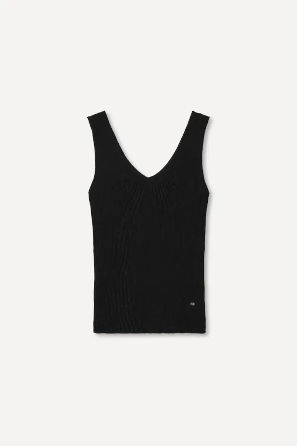 Slim Linen Top