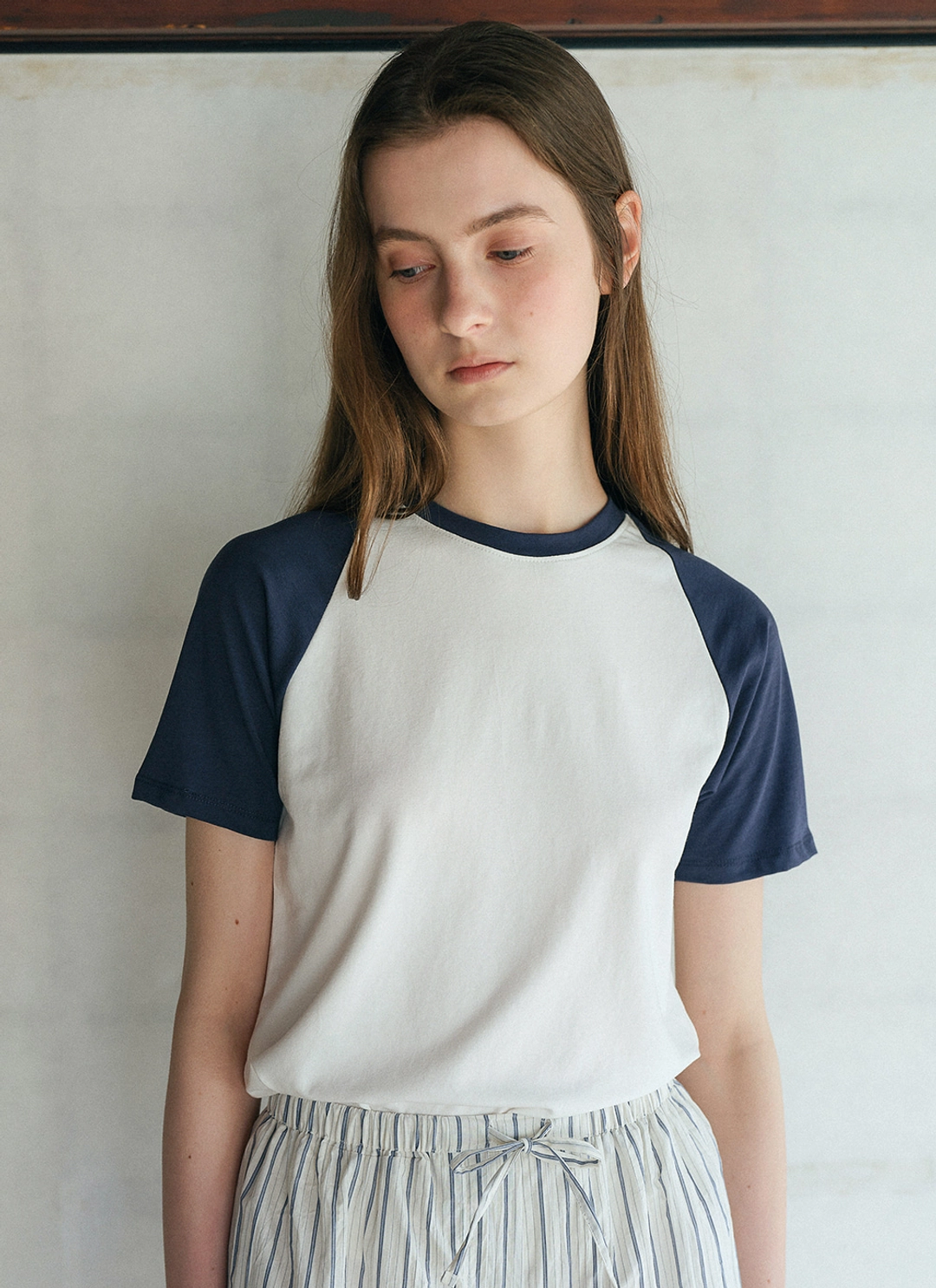 르닐 Alfi Raglan T-shirt (Navy) 상품 이미지 2