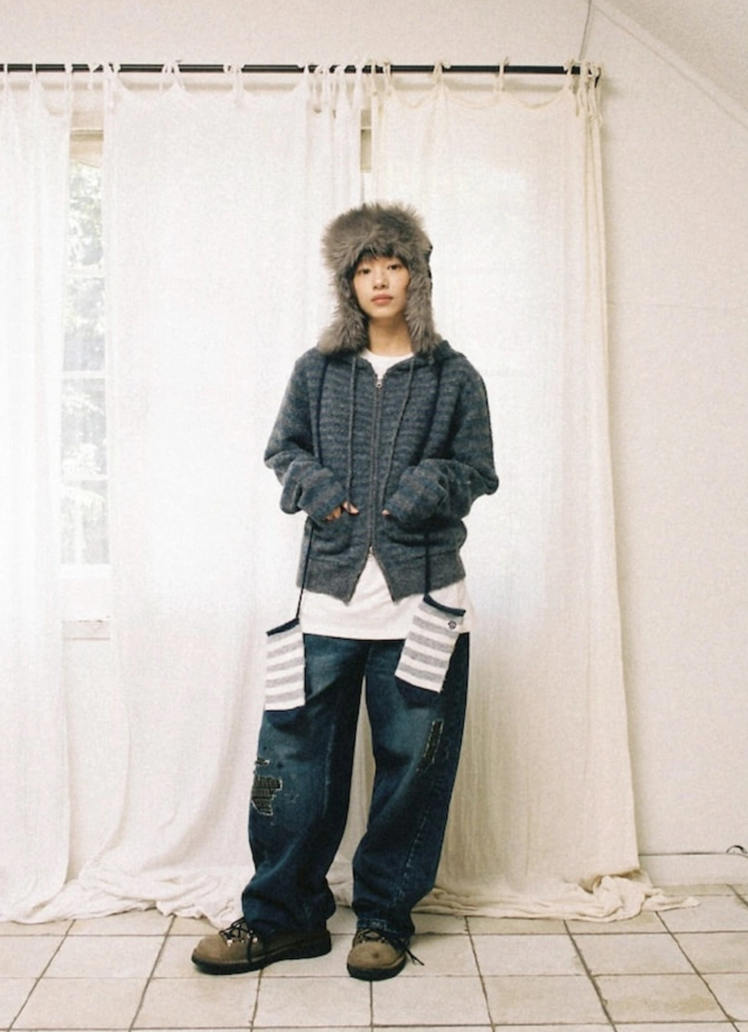 에이이에이이 STRIPE MITTEN GLOVES [GREY] 상품 이미지 2