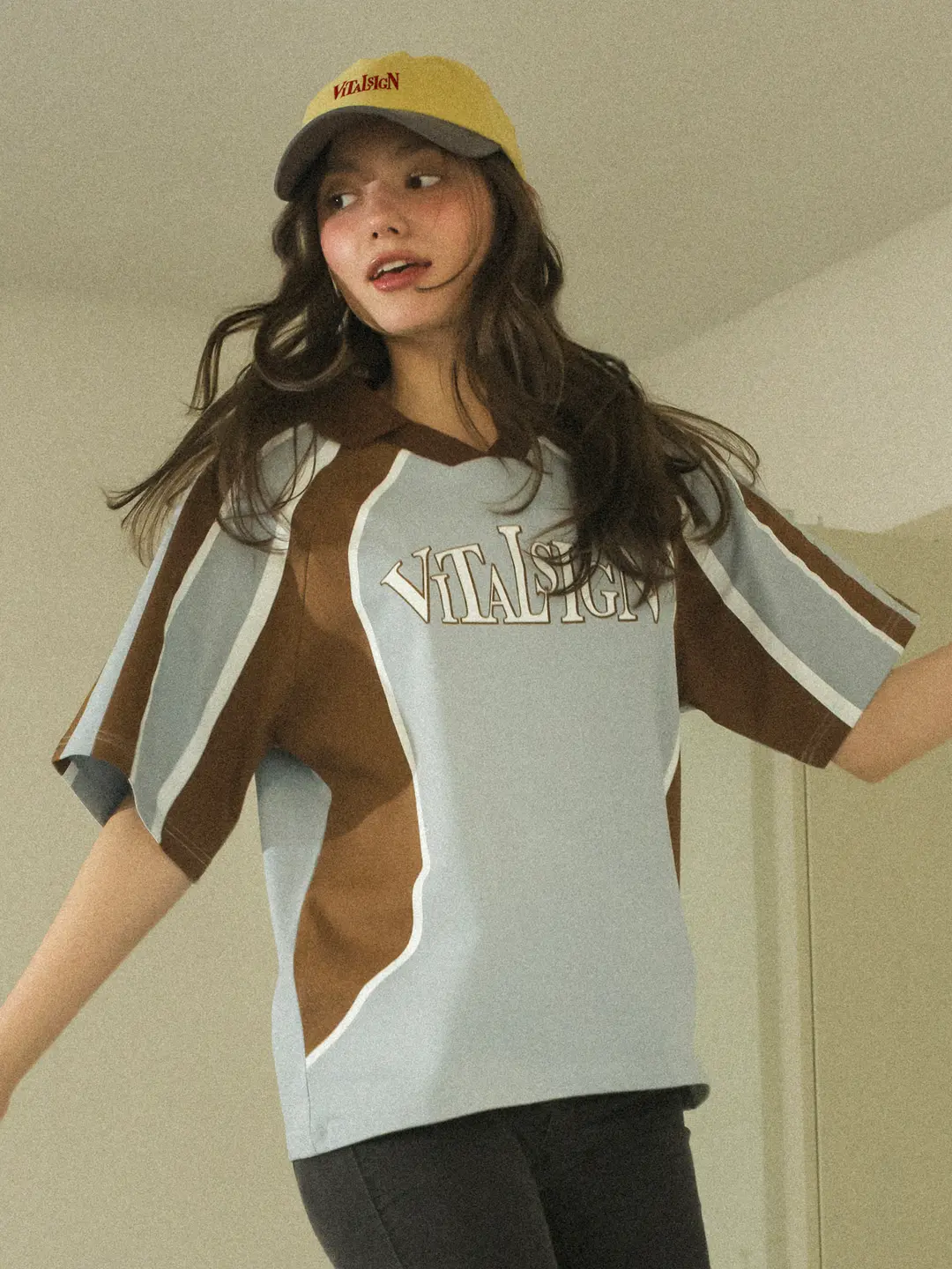 바이탈싸인 [LINE] 바시티 카라 티셔츠 (Gray Blue) 상품 이미지 2