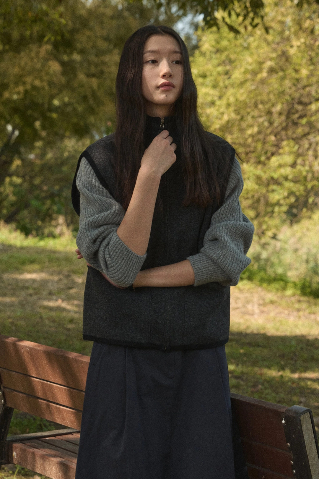 세이지먼트 PATTON POCKET KNIT ZIP UP VEST_CHARCOAL 상품 이미지 2