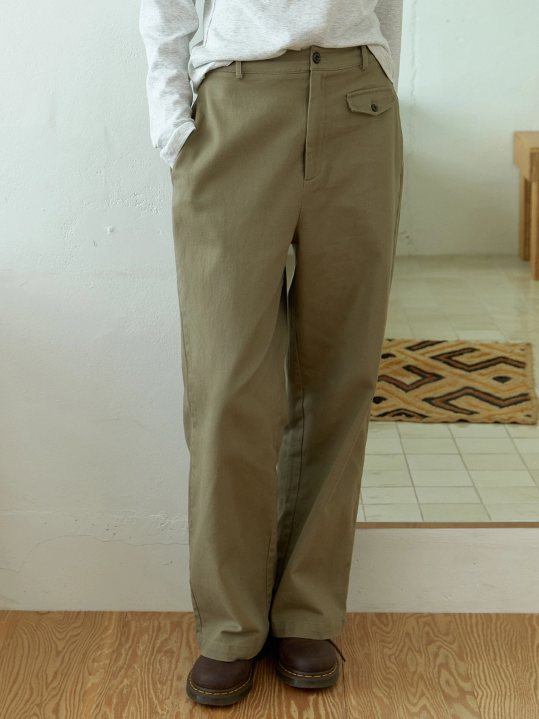 더미튼 Flap pocket pants (dune beige) 상품 이미지 1