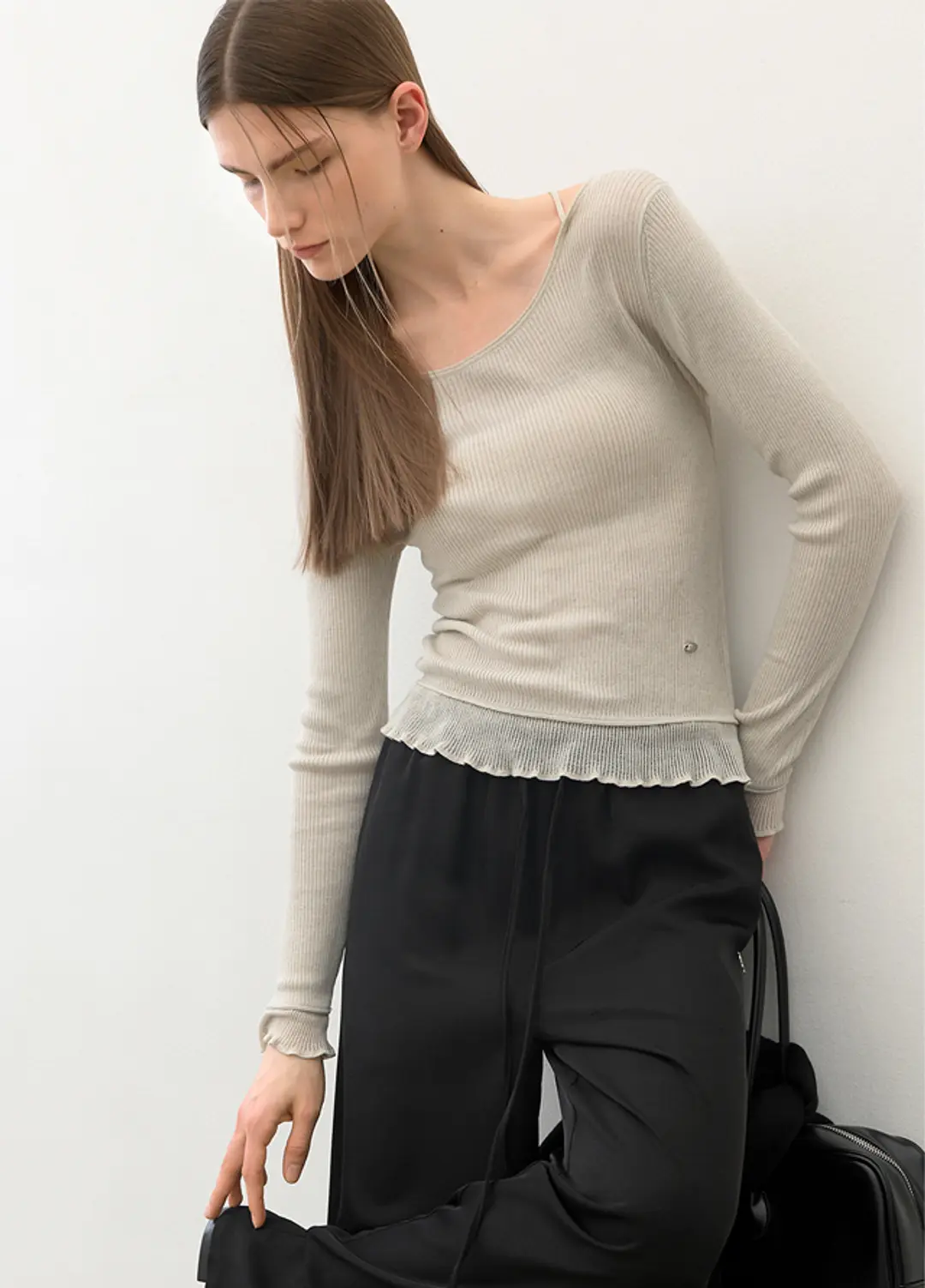 아뜰리에 나인 (T-7007)WOOL LAYERED HALTER KNIT 상품 이미지 1