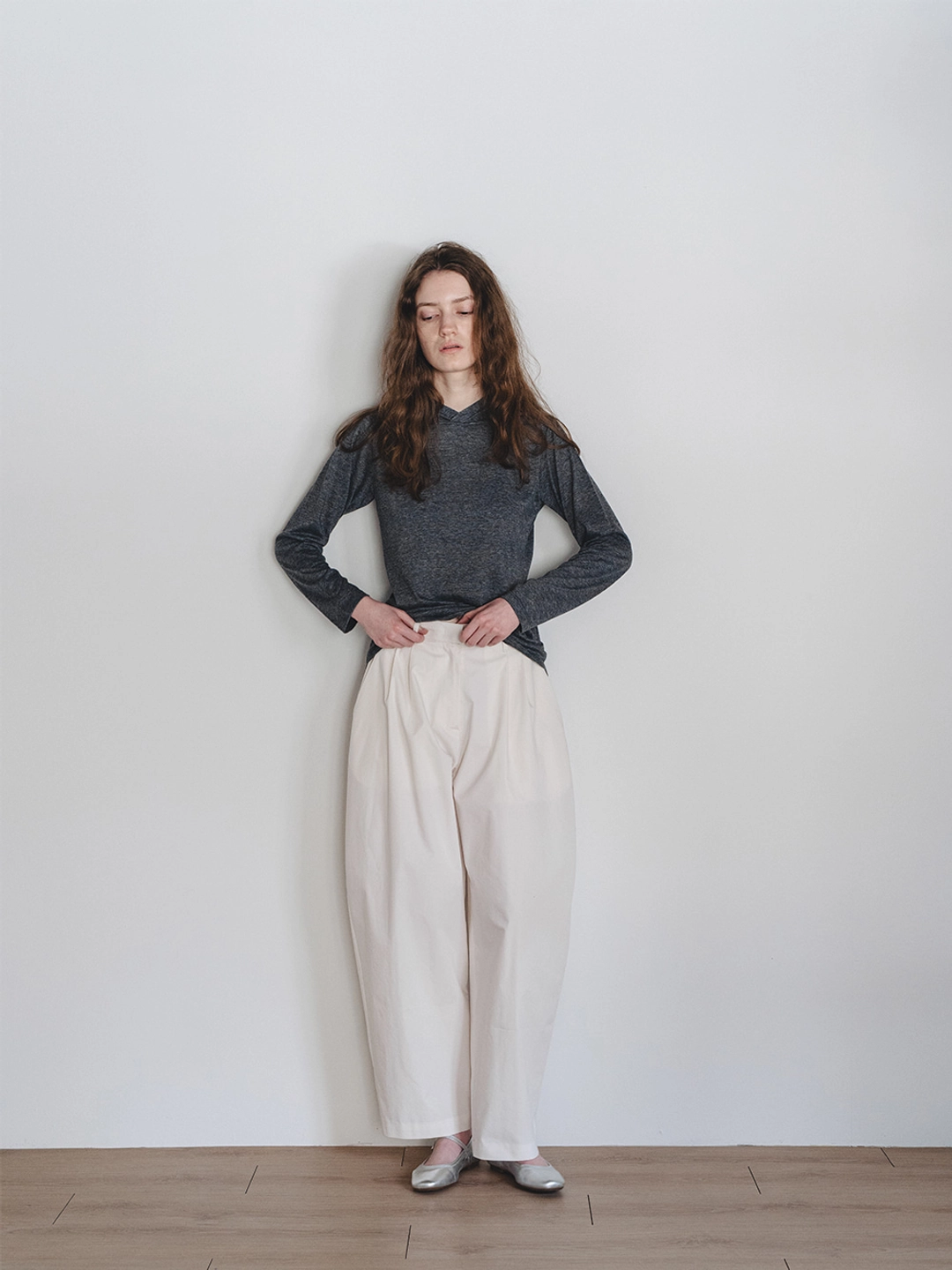 토콜 Side curve pants - Ivory 상품 이미지 1