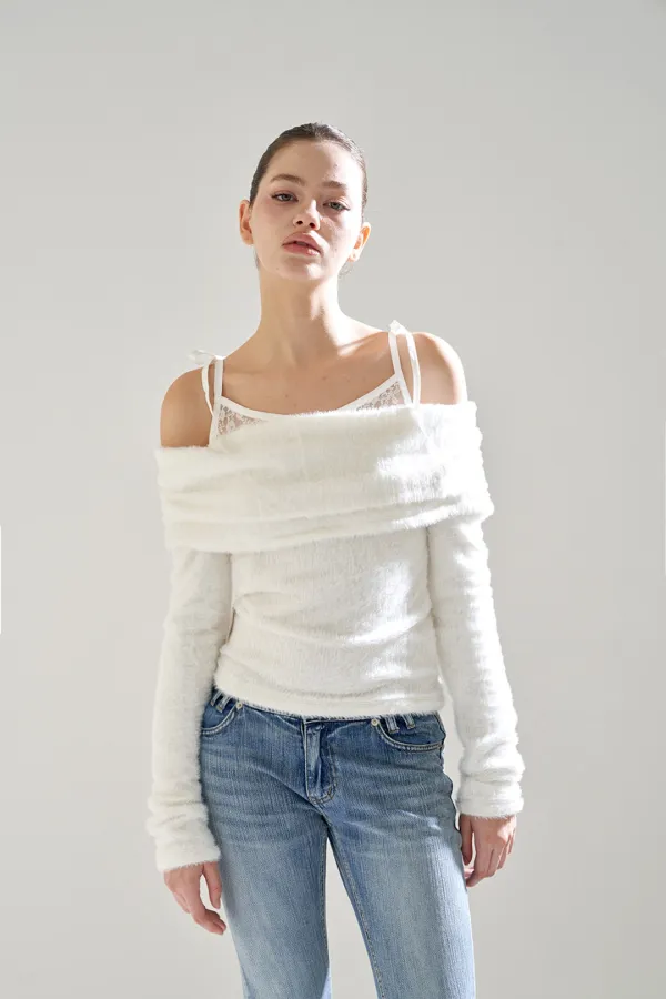 LAYERED LACE INNER DETAIL FUR OFF-SHOULDER TOP WHITE