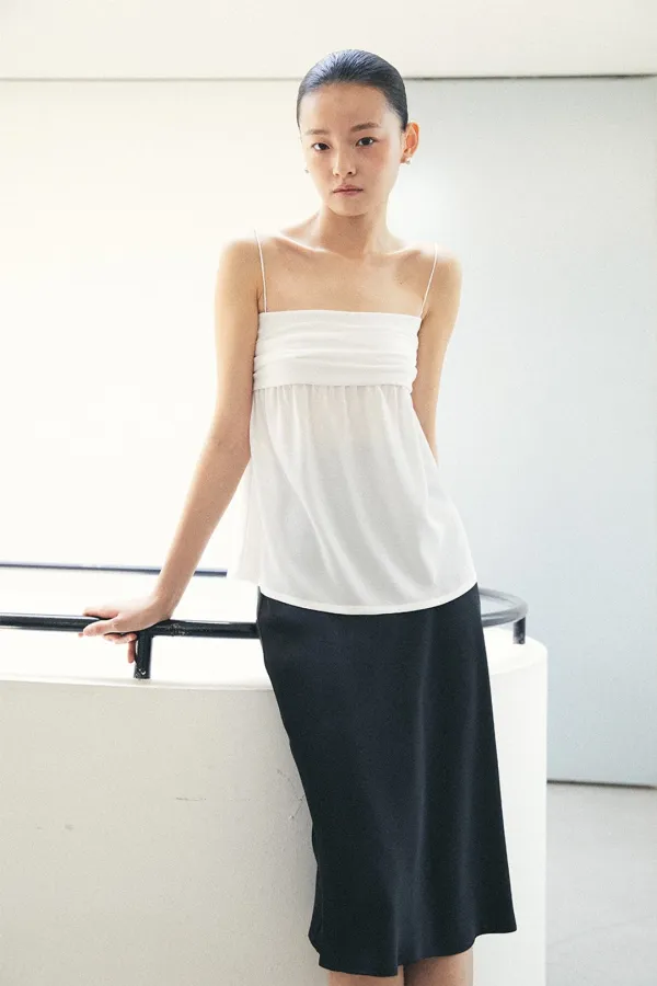 CREPE SMOCKING TUBE TOP