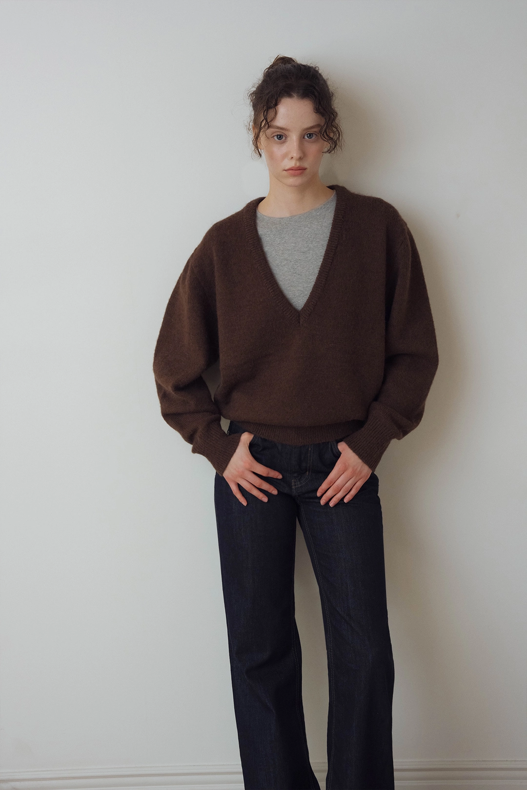 샤드라마 DELIA WOOL V-NECK KNIT [ESPRESSO BROWN] 상품 이미지 2