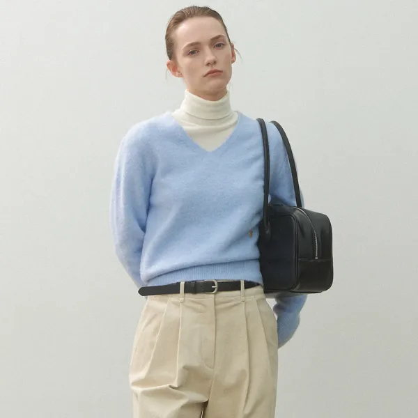 (Z-T-6974)ESSENTIAL WOOL CLOUD V-NECK KNIT