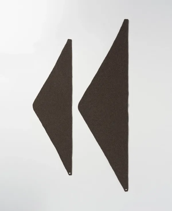 Cashmere Textured Knit Scarf_BROWN