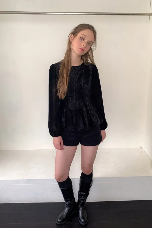 (시즌오프) FW (벨벳버전) Wonder Blouse / Black