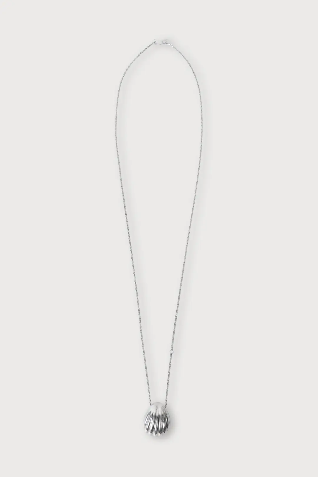 SHELL NECKLACE