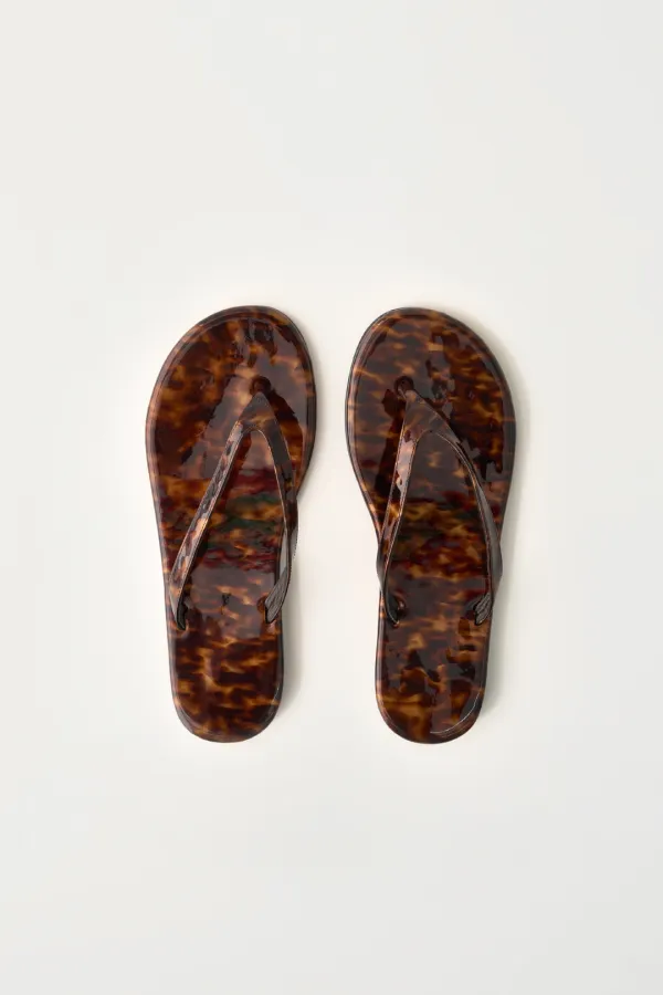 3RD / Glossy leather sandals (Leopard)