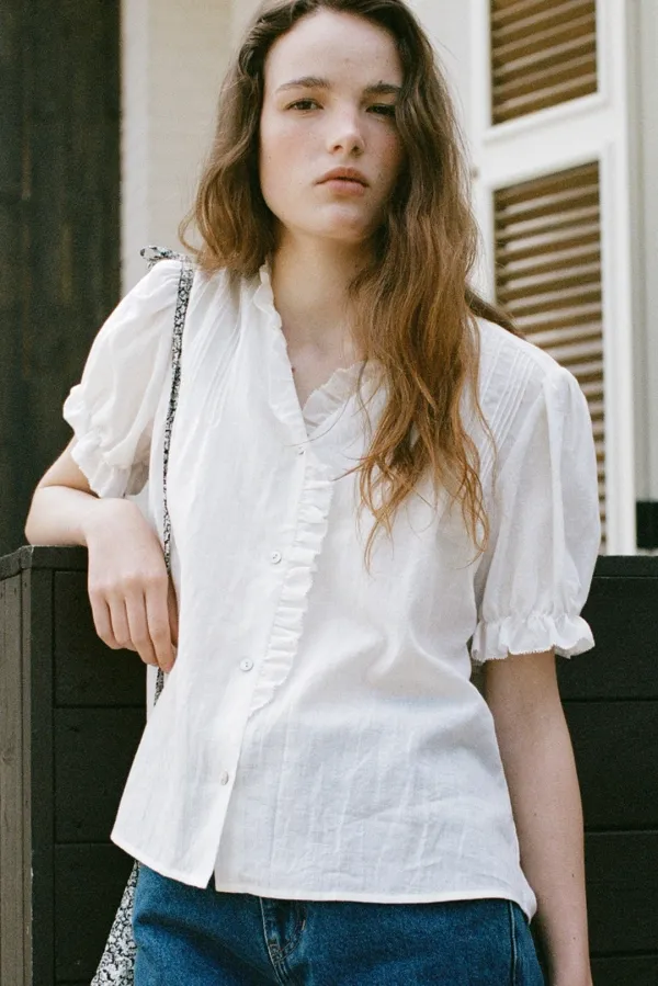 linen pin-tuck blouse (off white) *6/4 예약발송