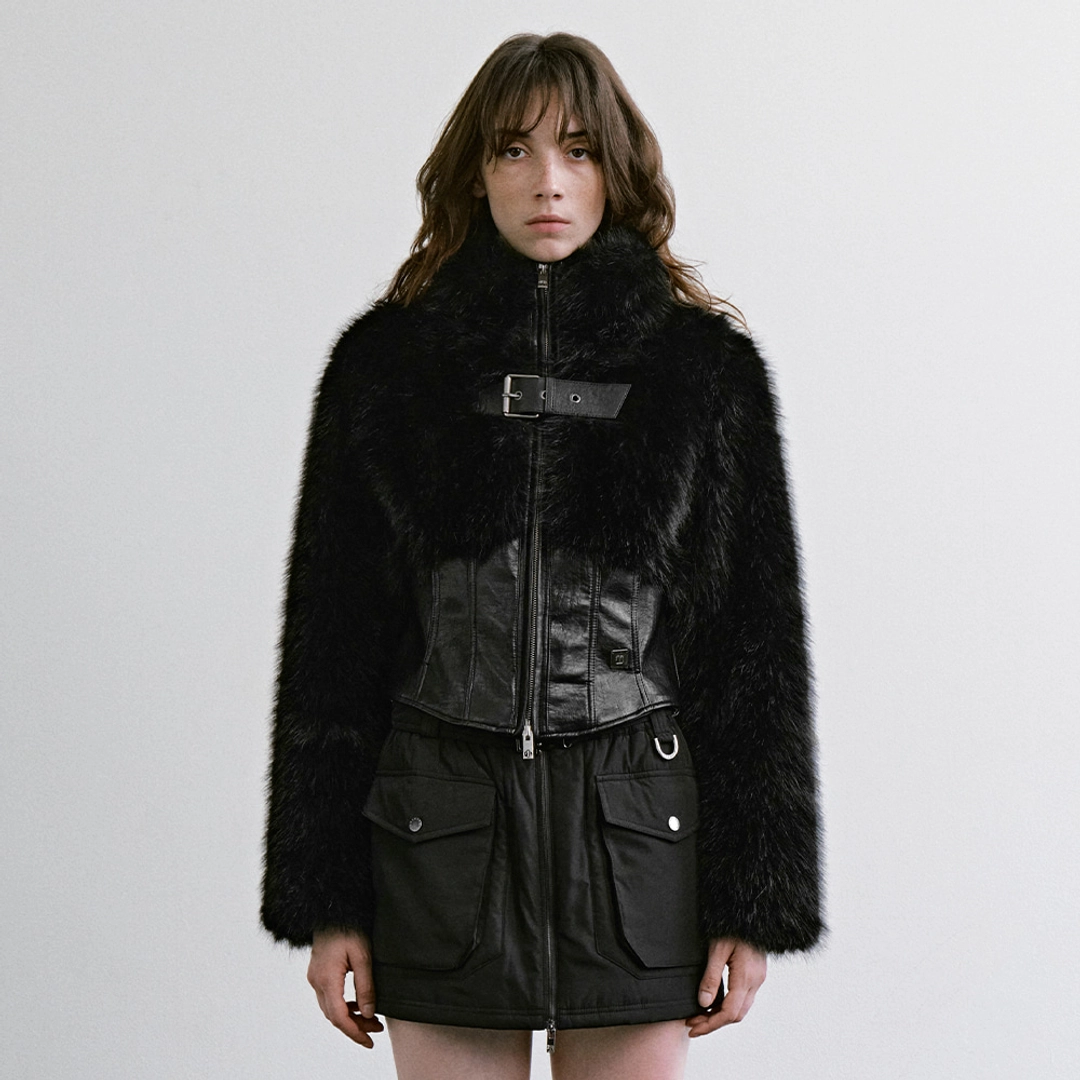 트리밍버드 Buckle Cropped Fur Jacket [ Black ] 상품 이미지 2