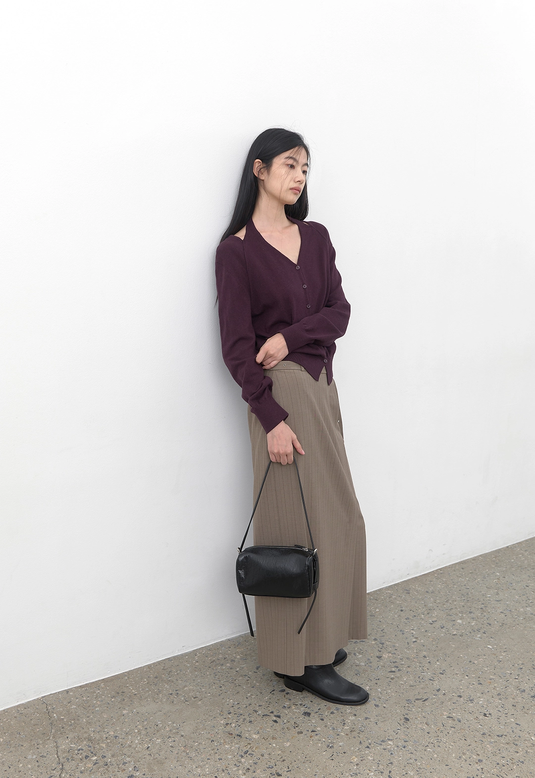 아뜰리에 나인 (CD-2276)CUTOUT HALTER KNIT CARDIGAN 상품 이미지 3