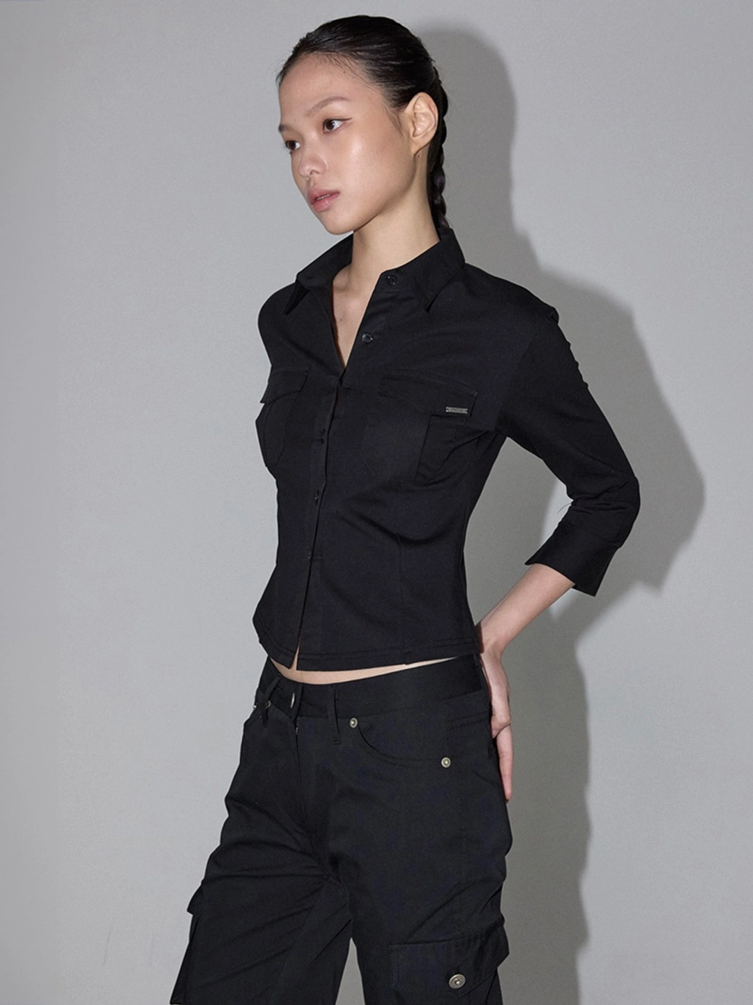 이네기 [7th Reorder] Sleek Pocket Shirt (black) 상품 이미지 1