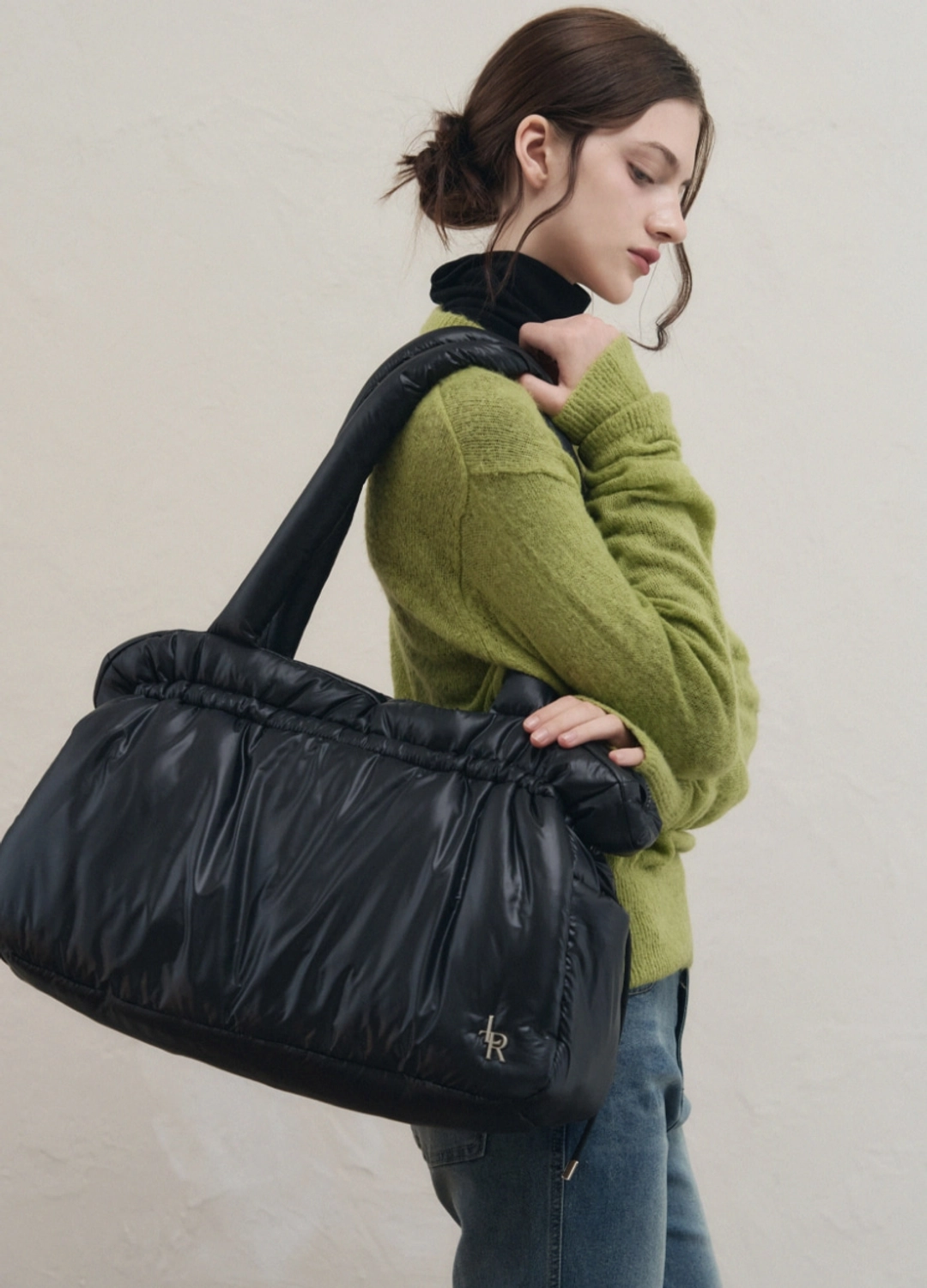 레더리 클라우드 패딩백 [BLACK] 상품 이미지 2