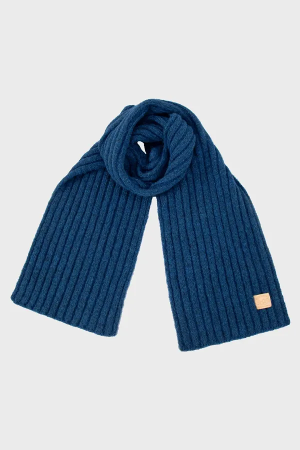 Hairy Cozy Muffler (Blue)