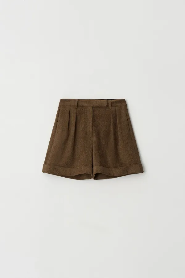 Cuffed Shorts (brown)