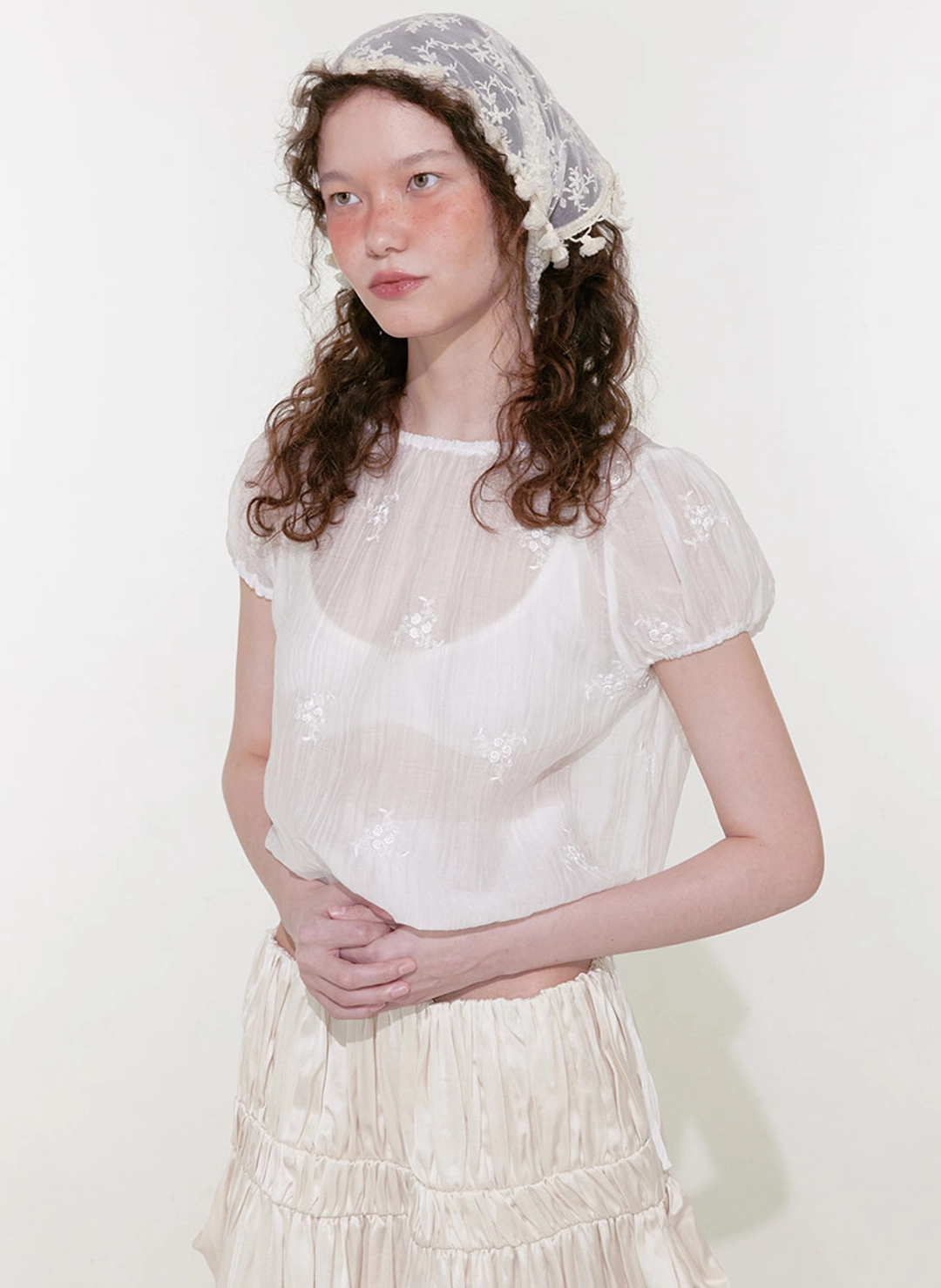 루루서울 Flower String Blouse (White) 상품 이미지 2