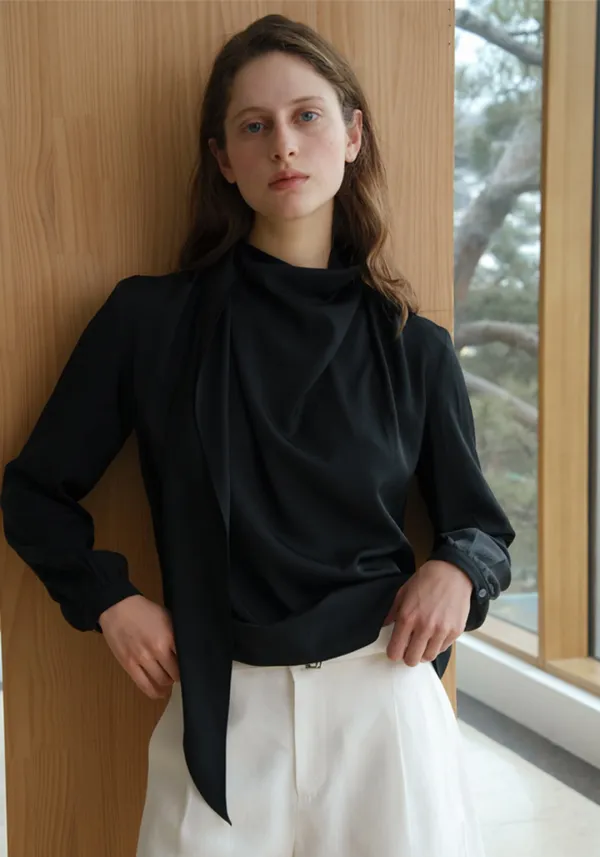 VINE DRAPE TIE BLOUSE_BLACK_OF1C2XBL01BKA