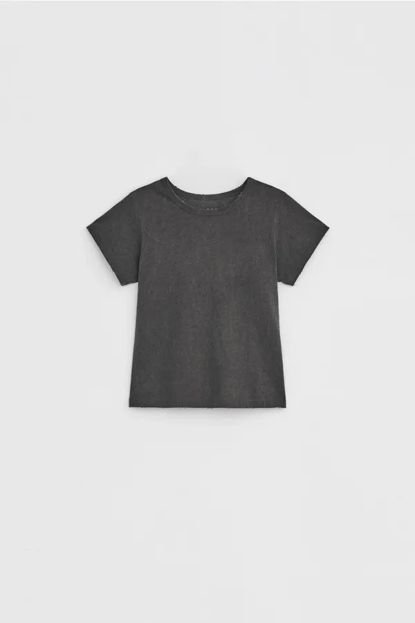 DAMAGED WASH TEE