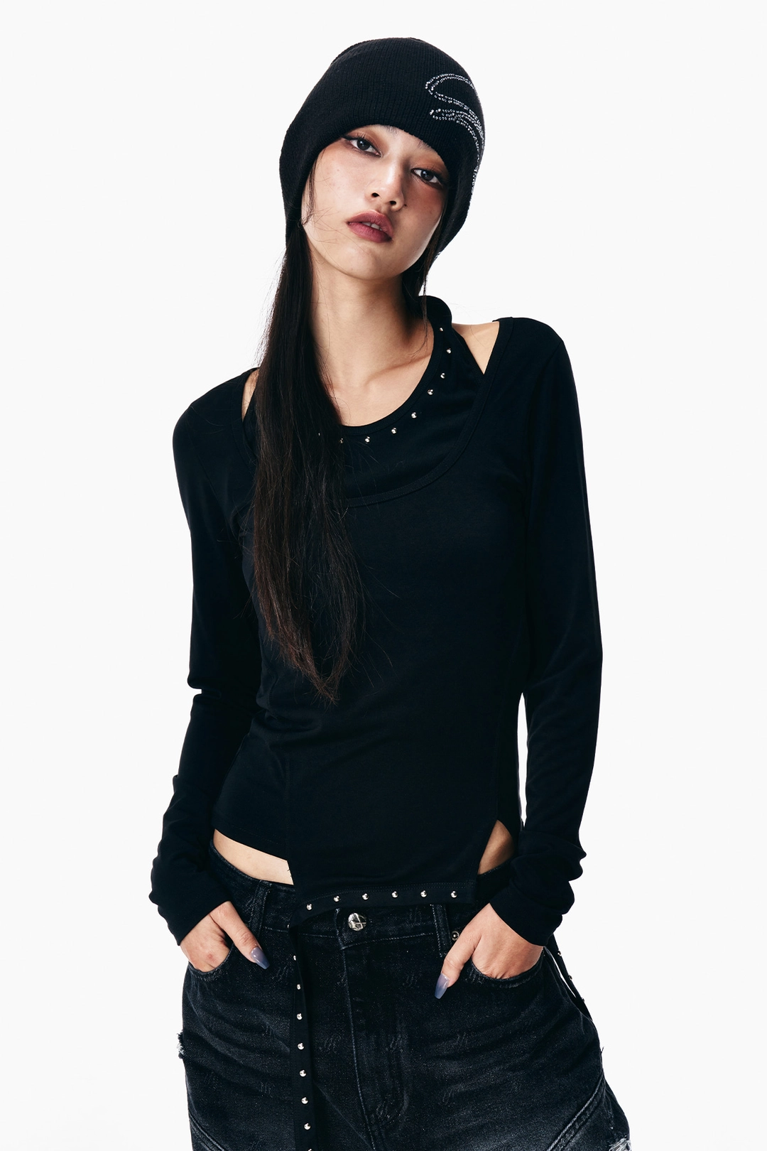 와이이이엘 STUDDED HALTER LAYERED TOP BLACK 상품 이미지 2