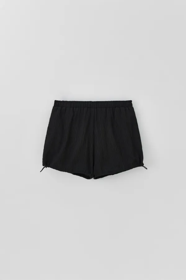 T/T Wrinkle drawstring shorts (black)